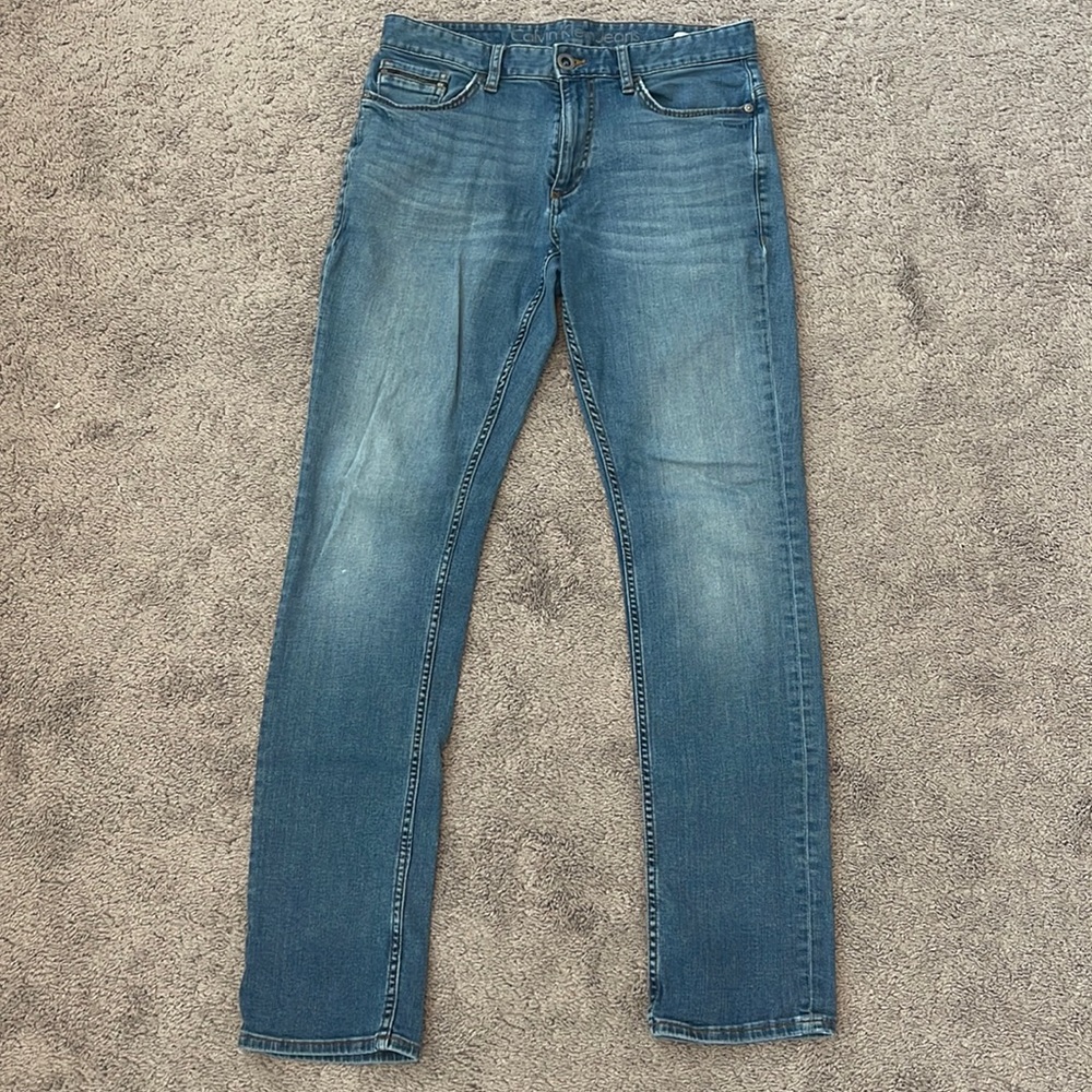 Men’s Calvin Klein blue jeans size 30x32 slim fit